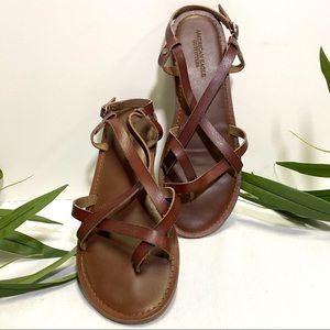 American Eagle Sandals